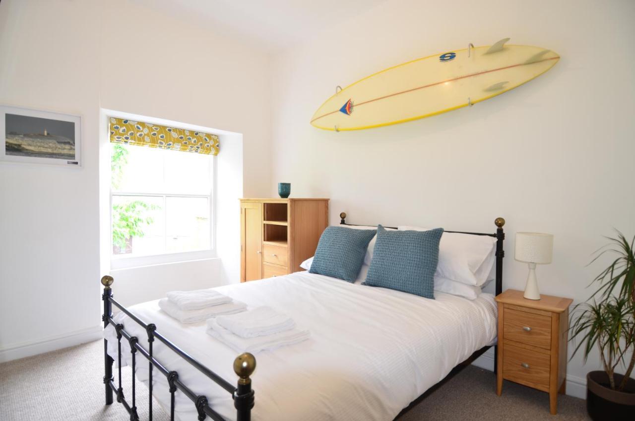 Apartment Towennan - Four Bedroomed In Quiet Seaside Village. *